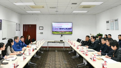 劉健走訪重點(diǎn)企業(yè)，強(qiáng)調(diào)當(dāng)好“金牌店小二”，全力支持企業(yè)在金山實(shí)現(xiàn)更大發(fā)展